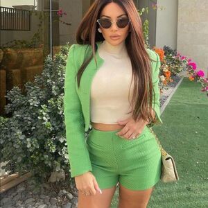 ZARA STRUCTURED SHORTS